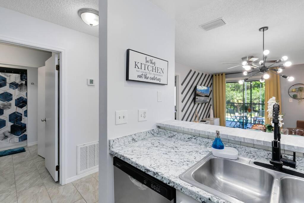 Oasis 203 - Symmetry & Serenity Titusville Exterior foto